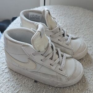 Nike Kids Cream High-Top Sneakers